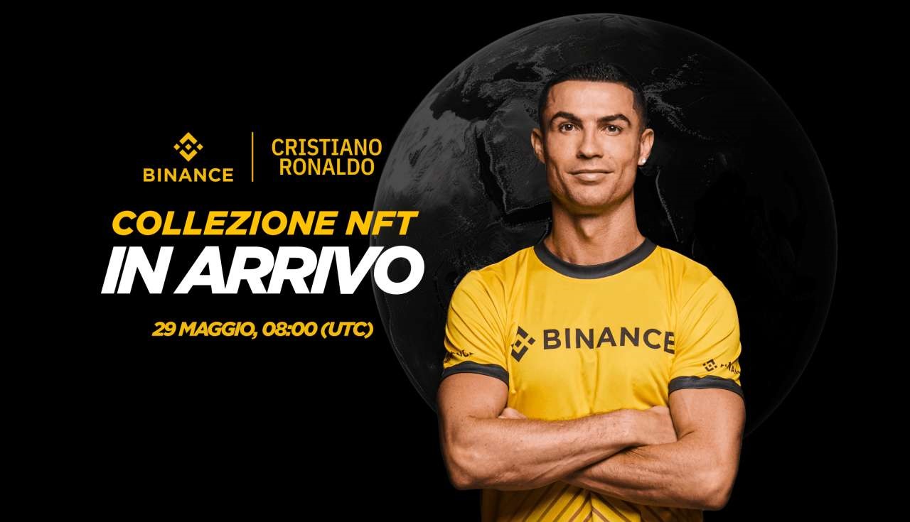 mezzo busto di Cristiano Ronaldo che indossa la maglietta di Binance