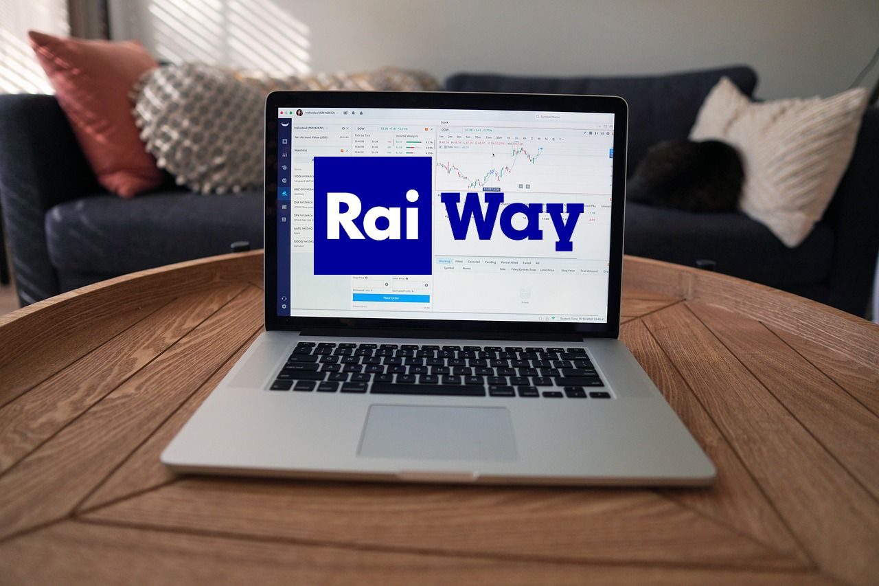laptop con logo di Rai Way