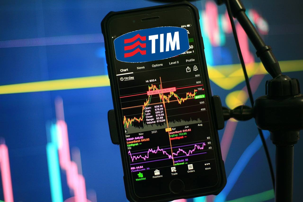 mobile trading e logo di Telecom Italia