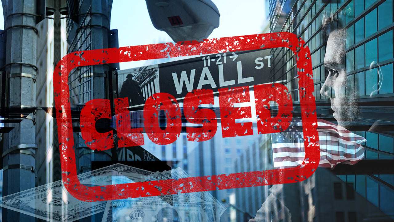 insegna Wall street con cartello "chiuso"