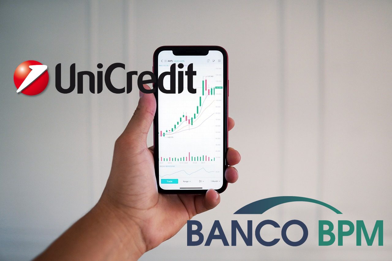 loghi di Unicredit e Banco BPM su mobile trading