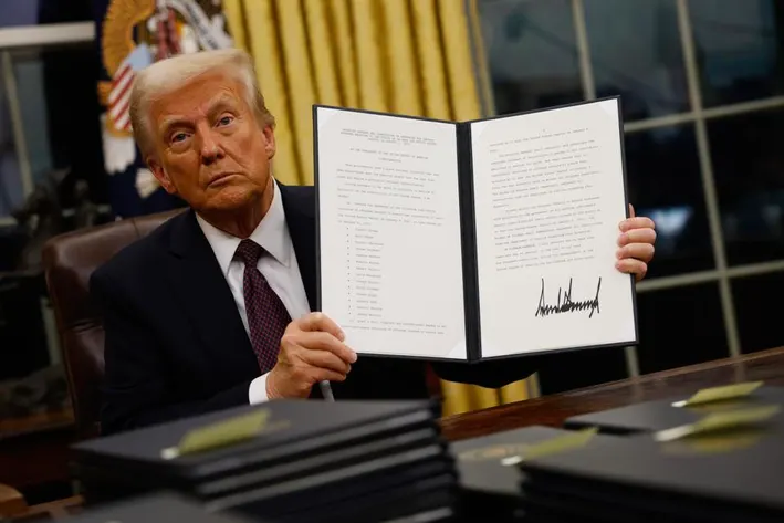 Trump firma il primo ordine esecutivo sulle Criptovalute