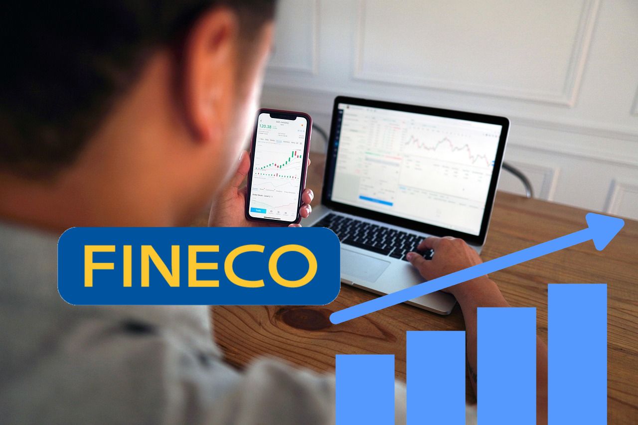 trader in azione e logo di Fineco