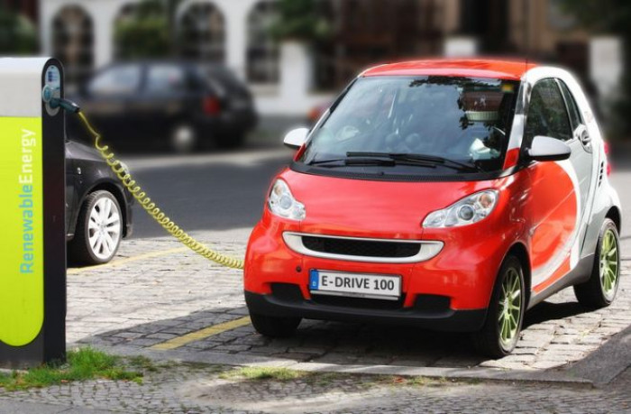 Bonus auto sulla base del reddito. Quali sono le nuove proposte di sconti per l'acquisto di auto elettriche