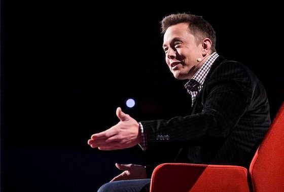 Elon Musk pronto a lanciare un nuovo social network perché su Twitter 